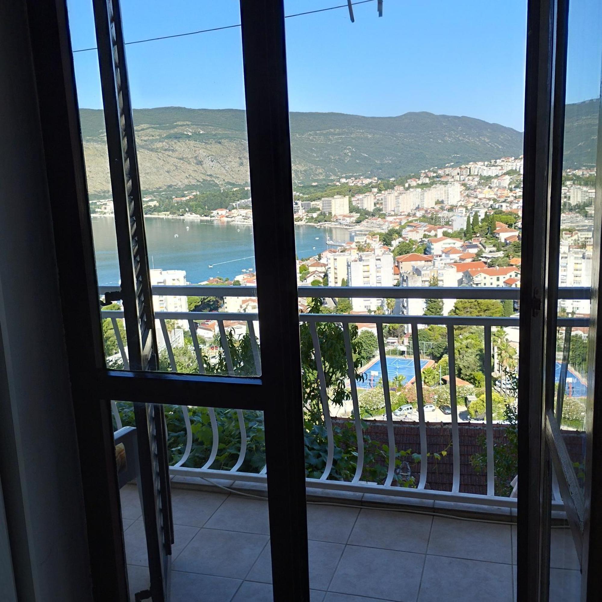 Apartmani Lovor Herceg Novi Exterior foto